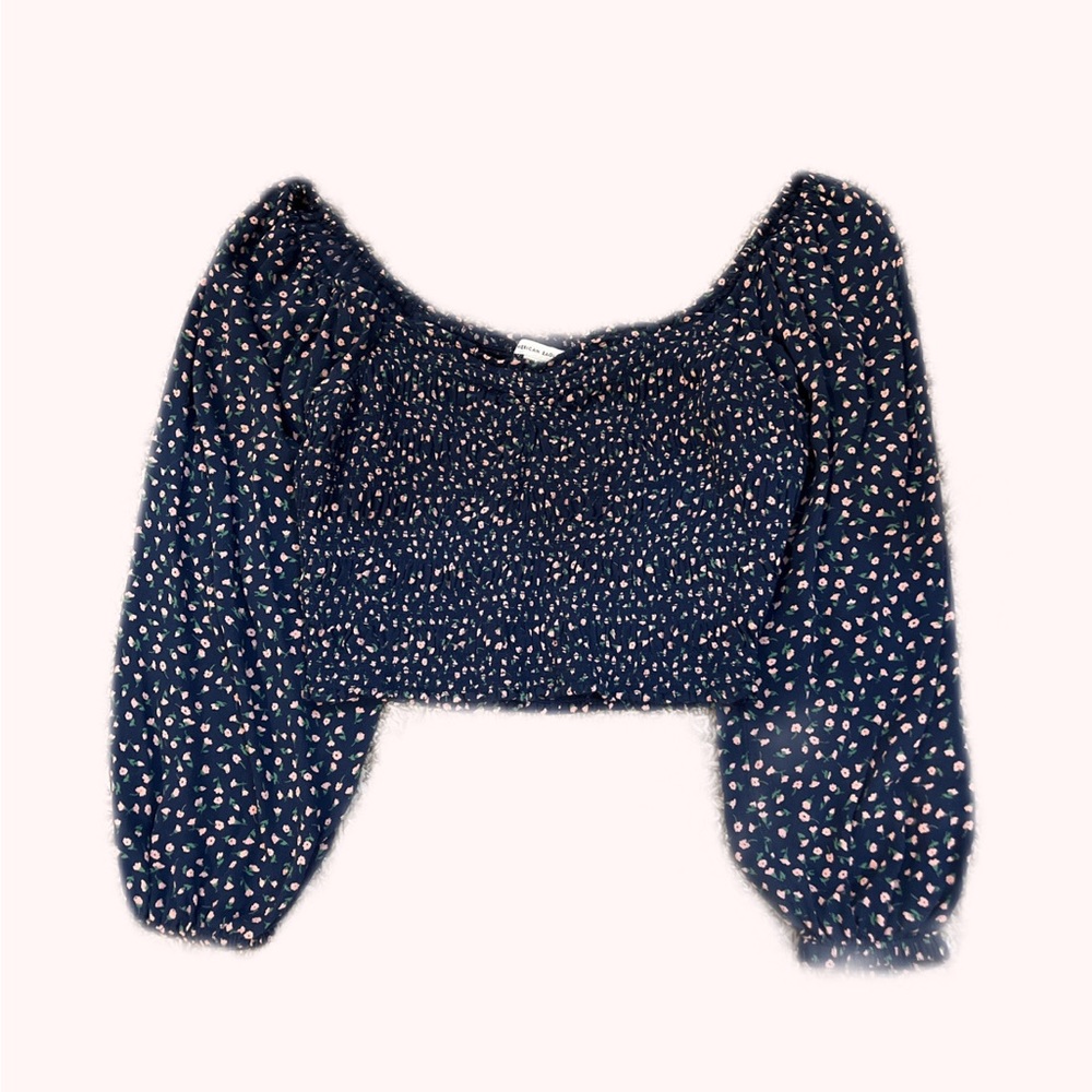 American Eagle flower print cropped long sleeve blouse